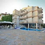 Aparthotel Erdenhan 3*