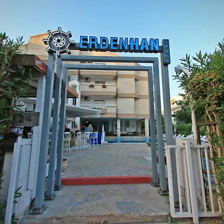Erdenhan 公寓式酒店 马尔马里斯