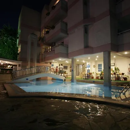 公寓式酒店 Erdenhan