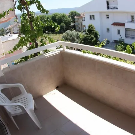Erdenhan Aparthotel 3*